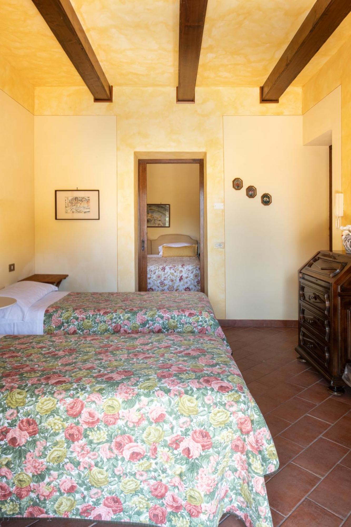 Le Volpaie Hotel San Gimignano Luaran gambar